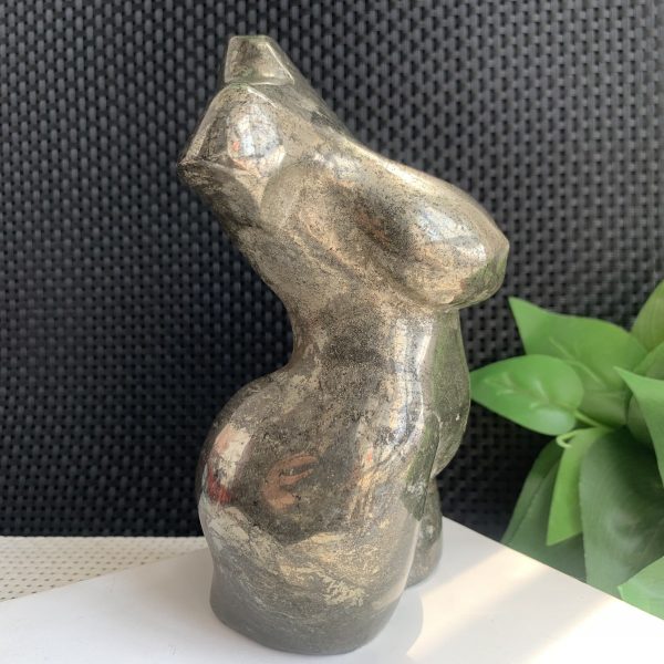 Big Pyrite Female Body Model Fat Body Carving