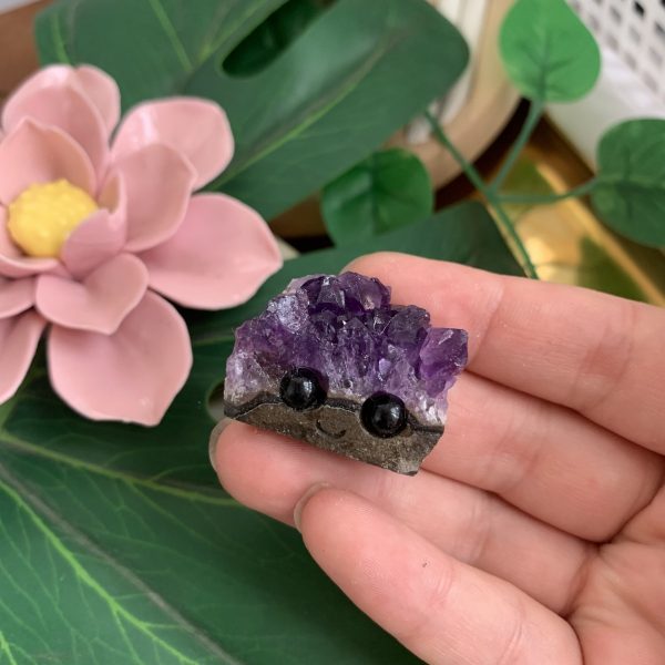 Cute Crystal Hedgehog Carving