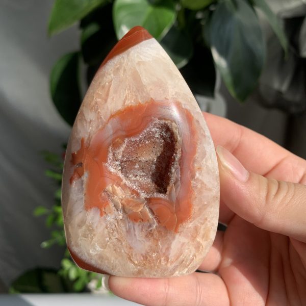 Carnelian Freeform Self-Standing