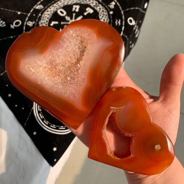 Carnelian Heart Carving (5)