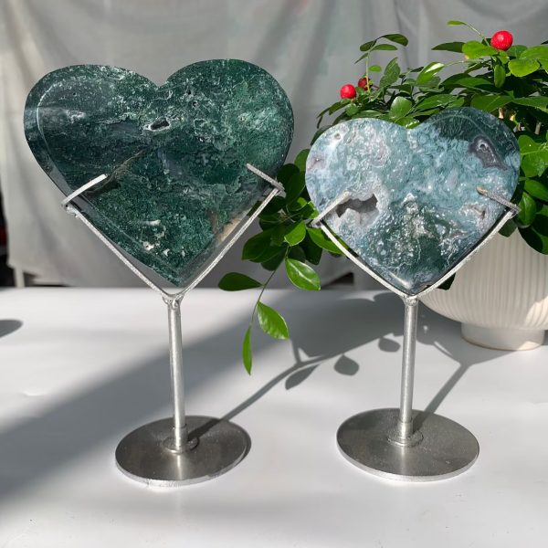 moss agate heart on stand (3)